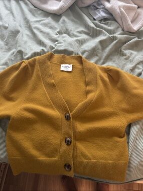 Callahan Cropped V‑Neck Cardigan and pants in Mustard